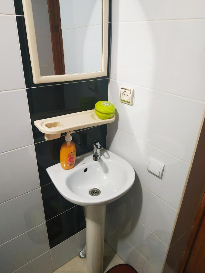 V Ulyanu Hotel Jaremcse Kültér fotó