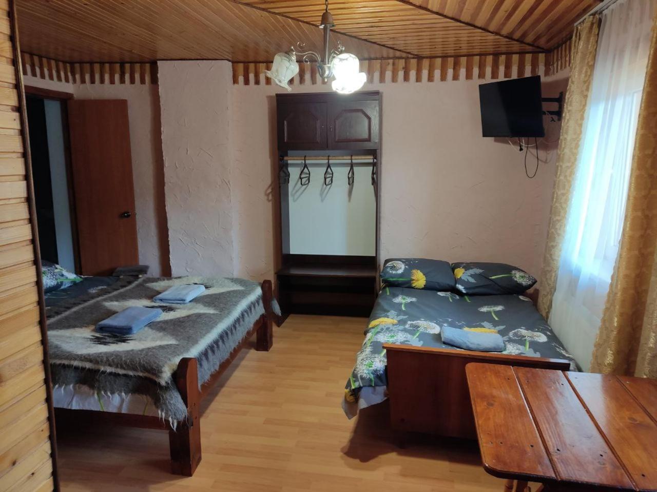 V Ulyanu Hotel Jaremcse Kültér fotó